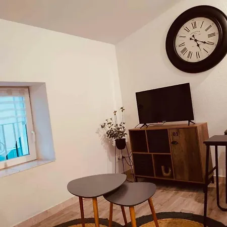 Apartment Au Garde-a-toit Carcassonne